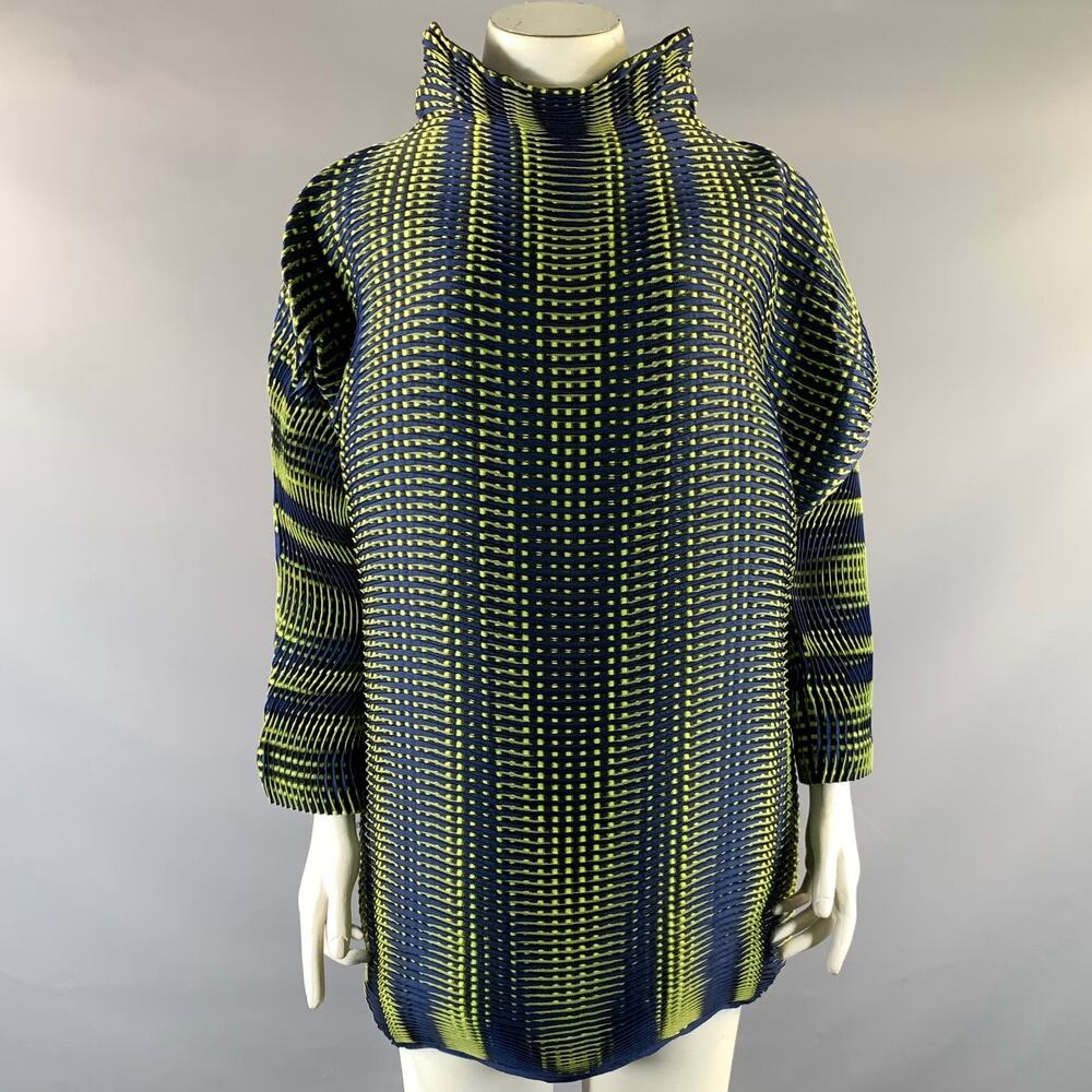 ISSEY MIYAKE Size S Navy Lime Polyester Cotton IM70-FJ510 Pleated Casual Top